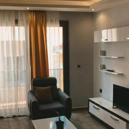 Yagiz Apart شقة